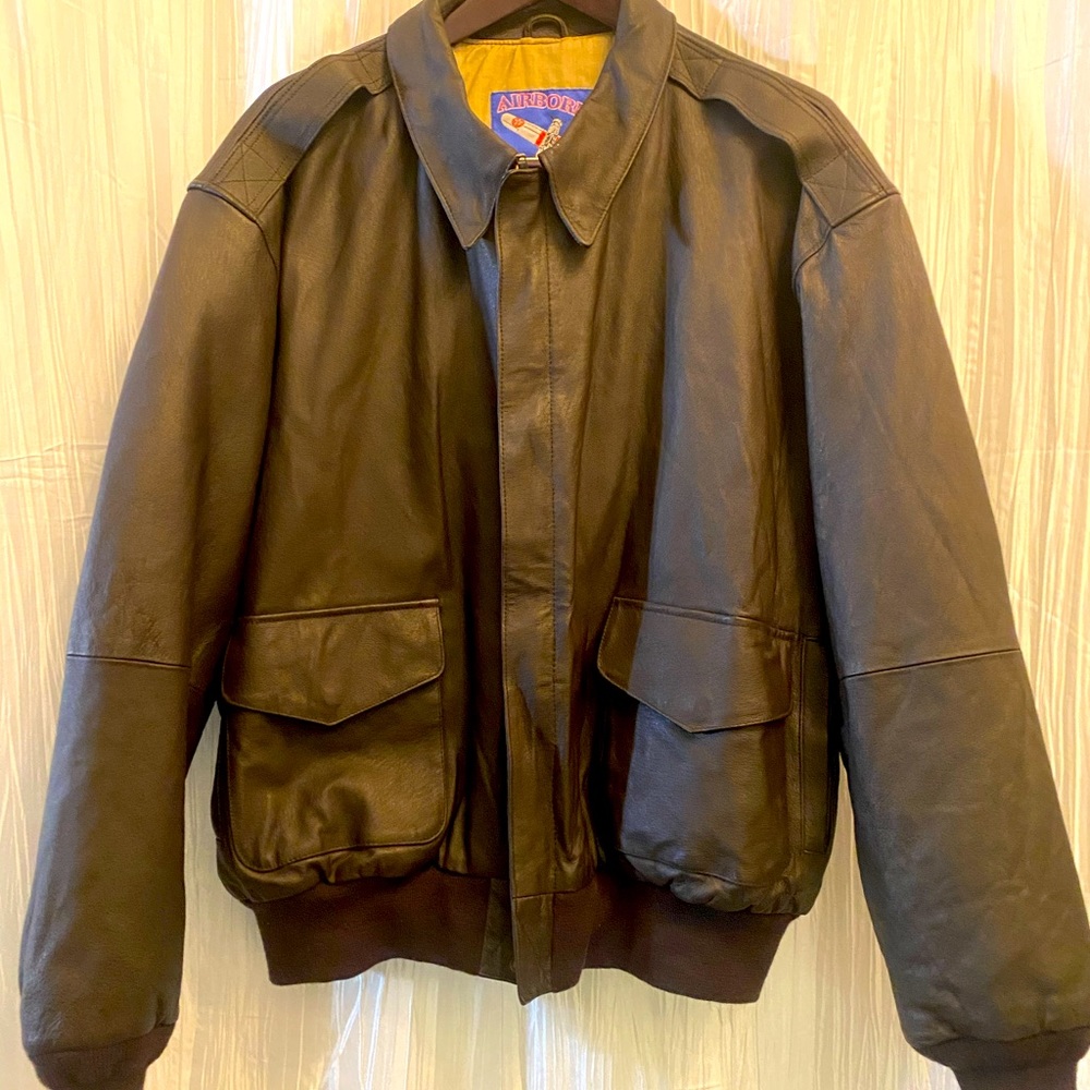 Airborne brown leather men’s jacket never worn XXL